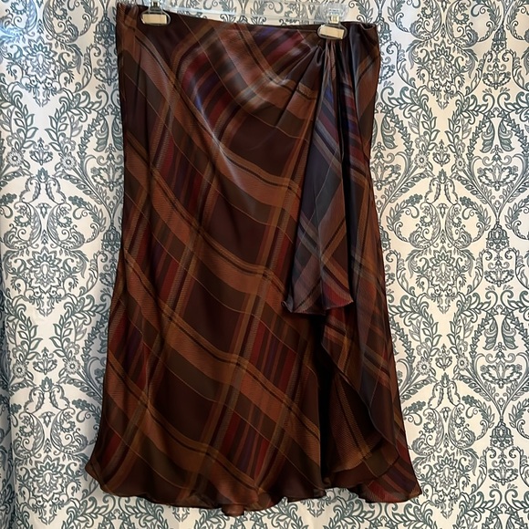 Lauren Ralph Lauren Dresses & Skirts - Lauren Ralph Lauren Silk Skirt Size Medium